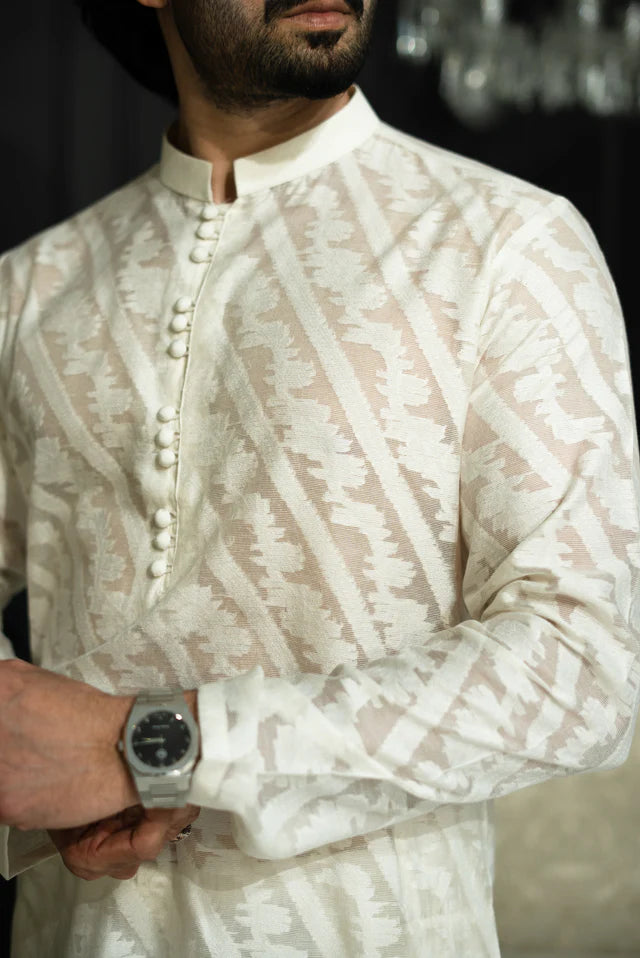 Ivory Qamash Kurta Pyjama