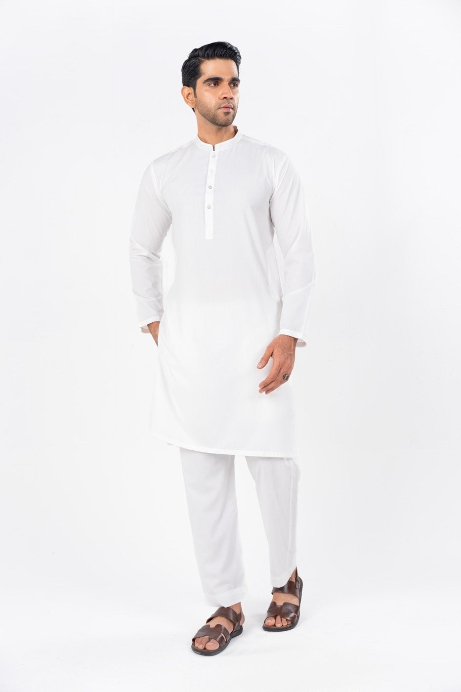 White Embroidered Kameez Shalwar