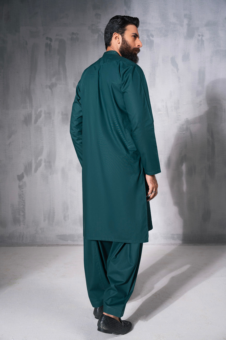 Green Embroidered Kameez Shalwar
