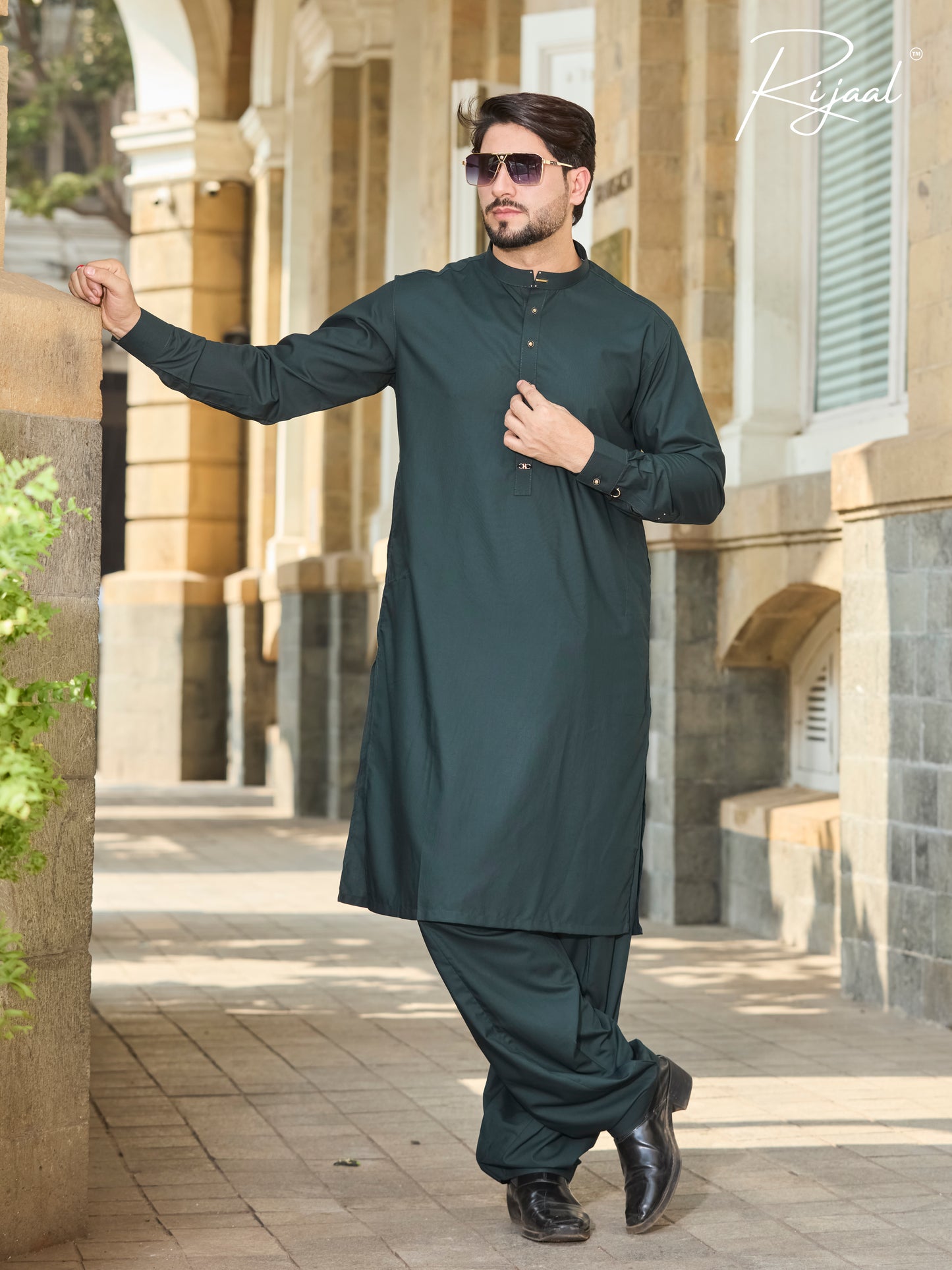 AWWAL 12