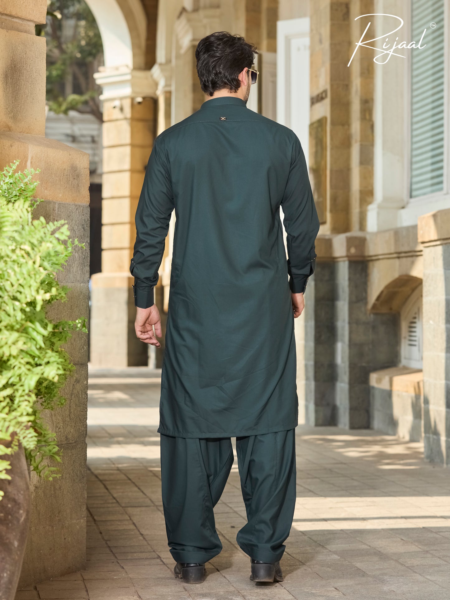 AWWAL 12