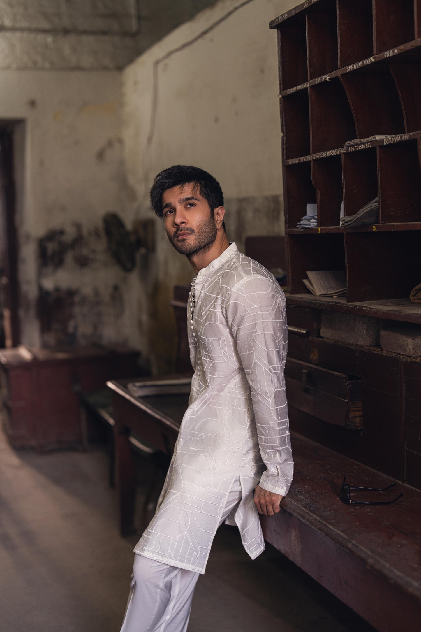 White Damask Kurta Pyjama