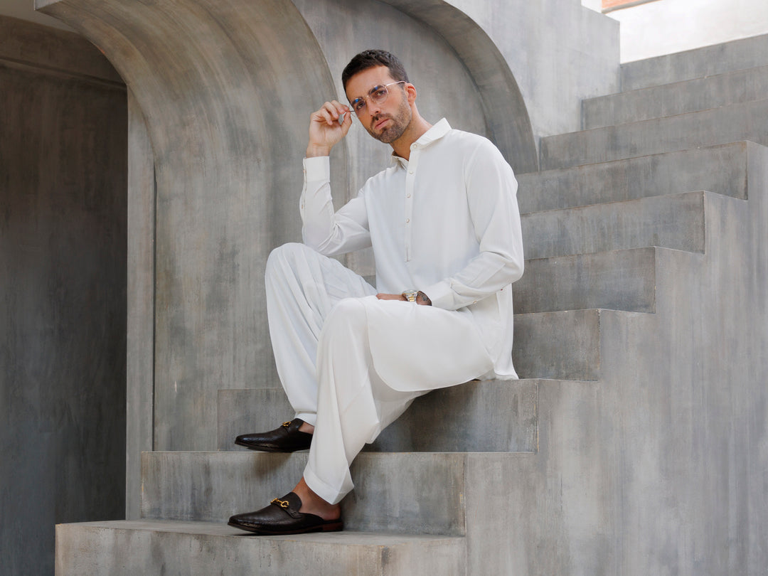 Wasim Akram White Kameez Shalwar