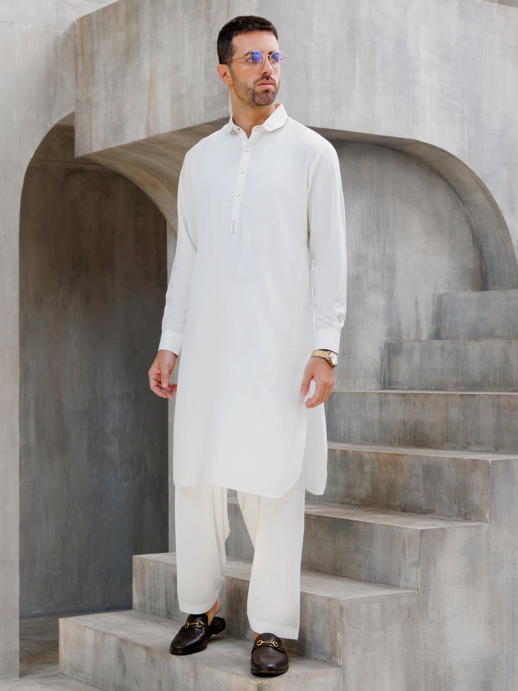 Wasim Akram White Kameez Shalwar
