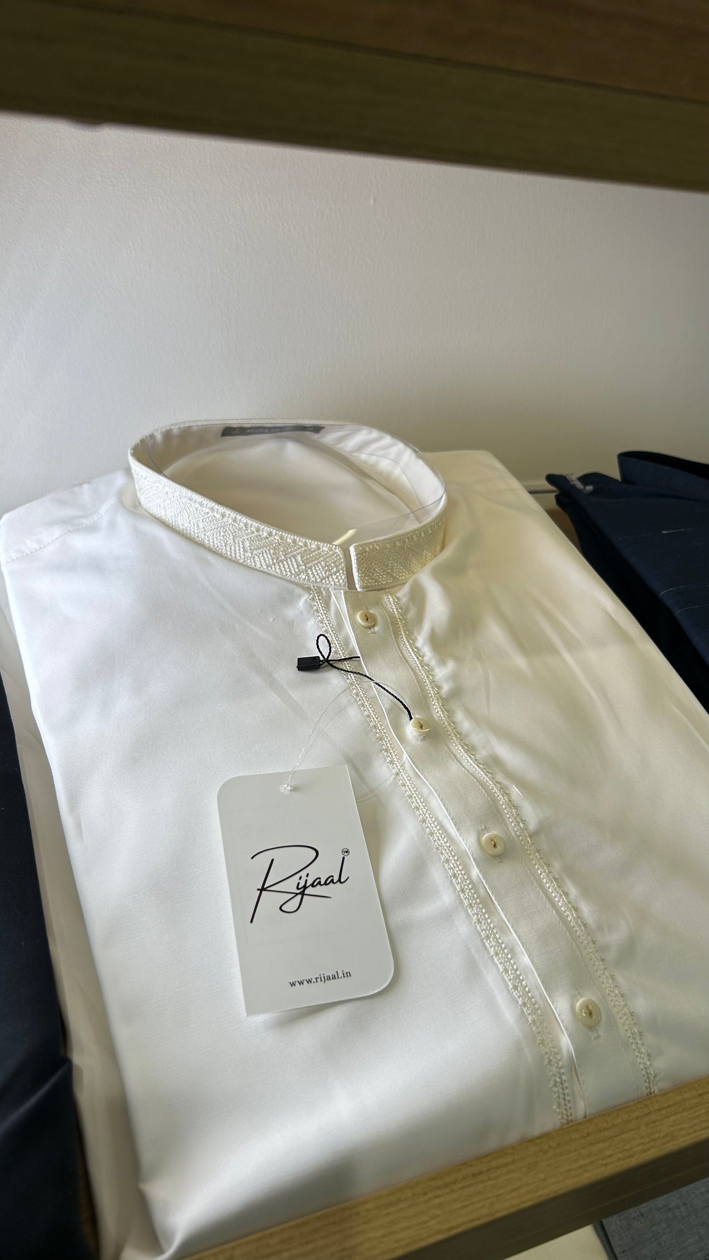 White Embroidered Kurta Pyjama