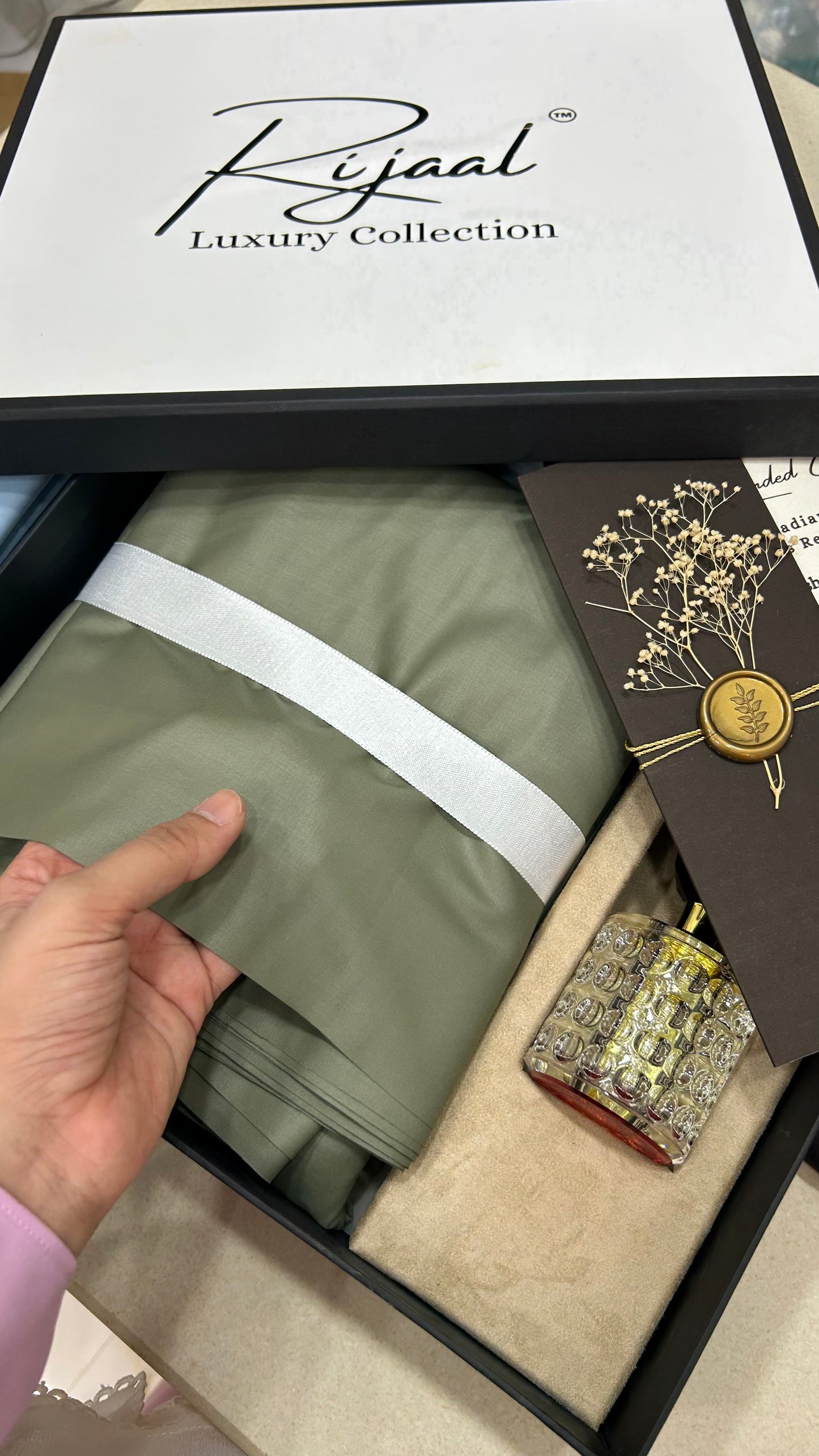 Twilight Luxury Blended Collection