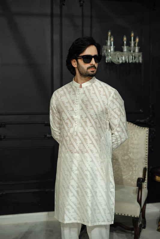 Ivory Qamash Kurta Pyjama