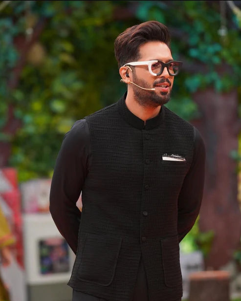 Snug Black Pleated Loop Kurta Trouser & Waistcoat