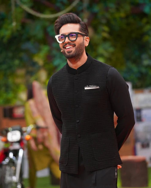 Snug Black Pleated Loop Kurta Trouser & Waistcoat